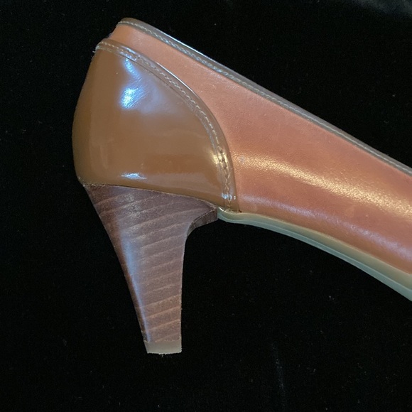 Never worn brown leather heels with buckle design. - Picture 4 of 5